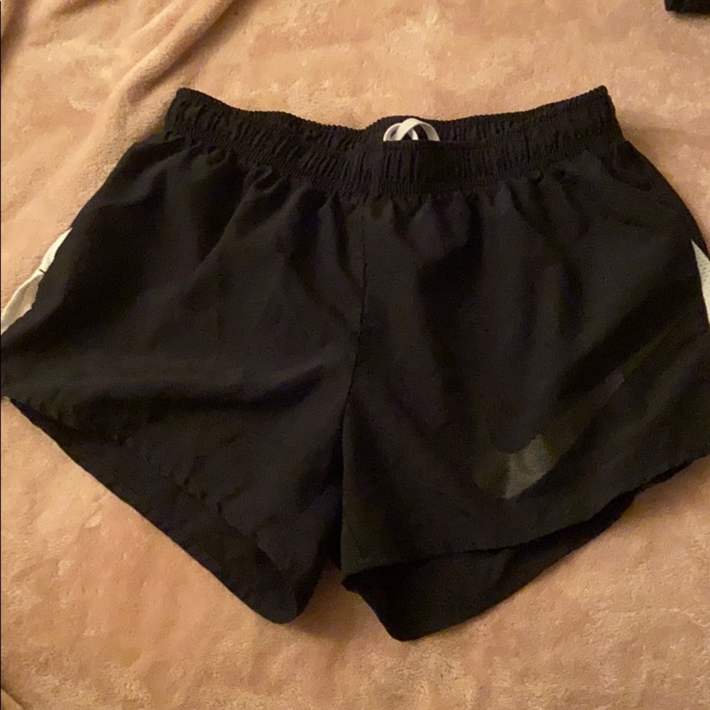 Shorts - Picture 1 of 2